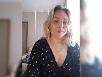 Tanysha-1 — Bongacams recorded stream image, 12.05.2025 04:20