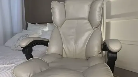 UrLillShy — Stripchat recorded stream image, 12.05.2025 01:10