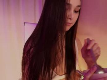 hollyextra — Chaturbate recorded stream image, 12.05.2025 21:40