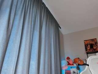 vi-jasen — Camsoda recorded stream image, 13.05.2025 04:30