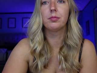 lucyallen4201 — Camsoda recorded stream image, 13.05.2025 12:40