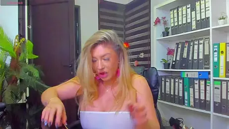 lisa2018 — Stripchat recorded stream image, 08.02.2025 01:50