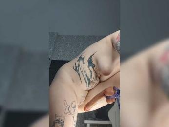 Nanabannana — Bongacams recorded stream image, 14.05.2025 04:40