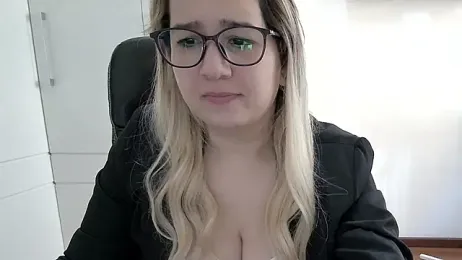 amooraaamoon — Stripchat recorded stream image, 14.05.2025 12:00