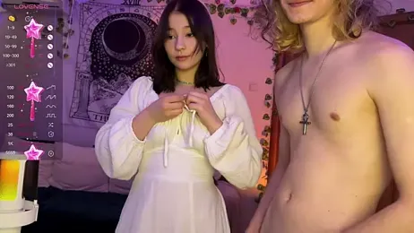 Traharaa — Stripchat recorded stream screenshot (15 May 2025)