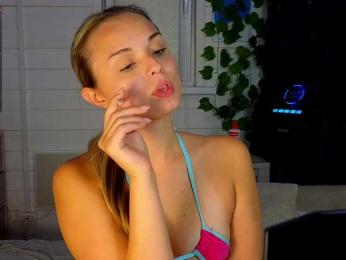 misss-vikki — Bongacams recorded stream image, 15.05.2025 16:20