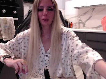 blondalina — Bongacams recorded stream image, 16.05.2025 21:40