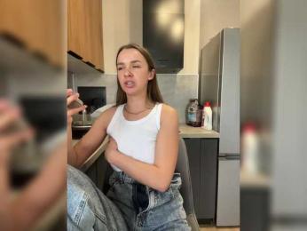 -Sexy_Hot_Angel- — Bongacams recorded stream screenshot (17 May 2025)