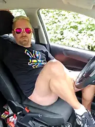 Trucker_Hunter — Stripchat recorded stream screenshot (17 May 2025)