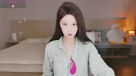 Lucky-baby — Stripchat recorded stream image, 17.05.2025 13:30