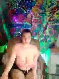 Snowbunnycake_131 — Stripchat recorded stream image, 18.05.2025 00:40