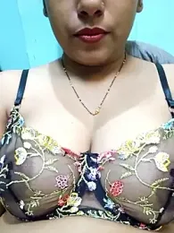 sexyindi_couple — Stripchat recorded stream image, 18.05.2025 17:20