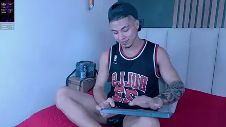 Ken-boy_ — Stripchat recorded stream screenshot (24 Jan 2025)